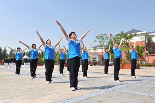 �Ϻ������y�T�S�����F(tu��n)�����޹�˾����T��-�Aͤ�(zh��n)2012���w������������ِ���ھ��׏V���w���x��ِ��ِ�F(xi��n)���DƬ