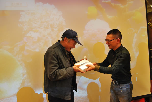 �����y�T���F�����L���ͳ������󪄫@����