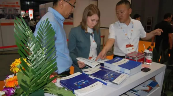 上海滬工閥門(mén)廠參加第五屆 FLOWEX CHINA 上海國(guó)際泵管閥展 圖6