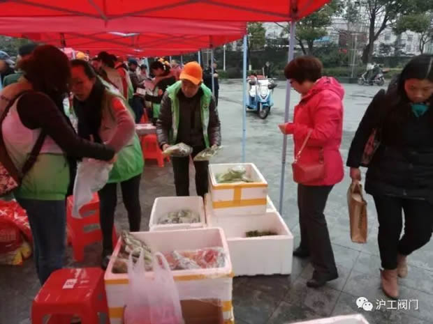 上海滬工閥門廠集團參加“愛·公益 行·溫暖”兩新組織志愿者服務活動(圖4)