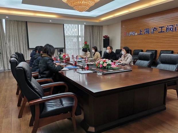 �ζ��^��������ϯ���d������һ�����L�{����˾������غ͏͹���r���D1��