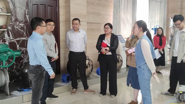 嘉定區稅務局企業所得稅科、第六、第十二稅務所、滬工閥門黨支部開展聯學交流活動(圖2)